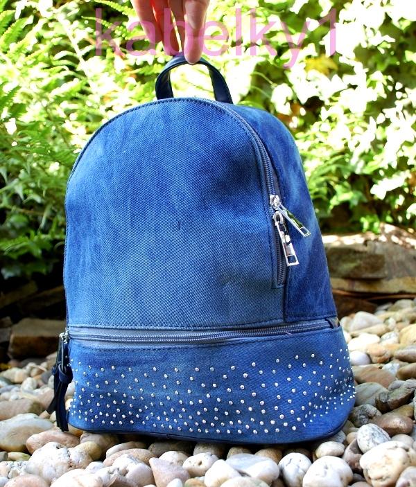 Kabelka modrá džínsová riflová strieborné nity ruksak