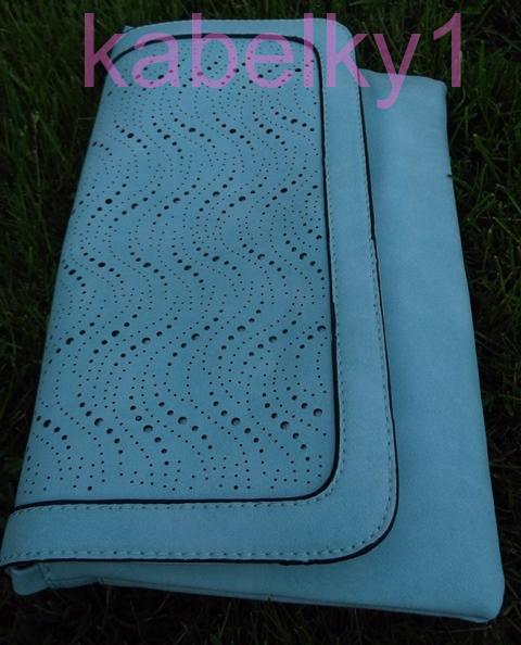 Kabelka listová mentolová mint perforovaná preklápačka 