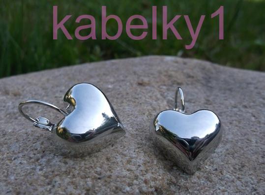 Náušnice srdiečko striebornej farby