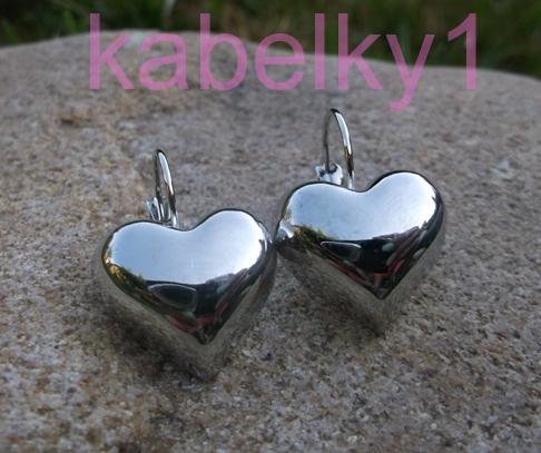 Náušnice srdiečko striebornej farby