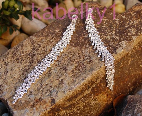 Náušnice štrasové spoločenské strieborná farba brúsené sklo