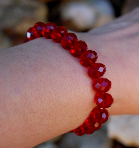 Náramok bordový brúsené sklo s leskom