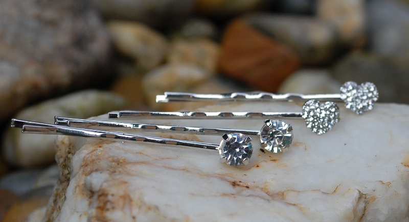 Sponky do vlasov brúsené sklo srdiečká strieborné