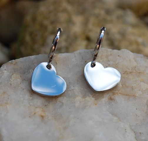 Náušnice srdiečka strieborné chirurgická oceľ strieborná farba 