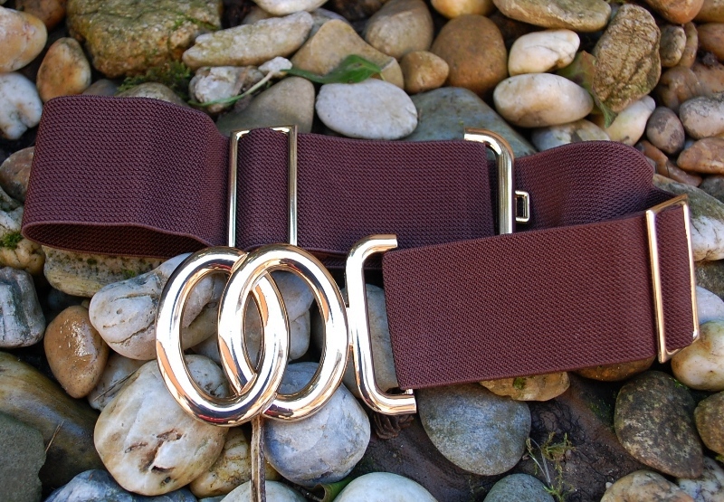 Opasok hnedý pružný zlatá pracka  