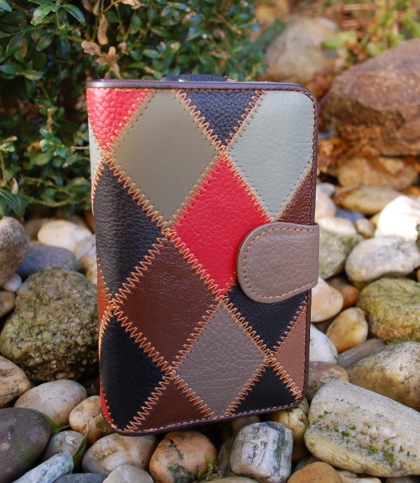 Dámska kožená peňaženka multicolor kovový patent