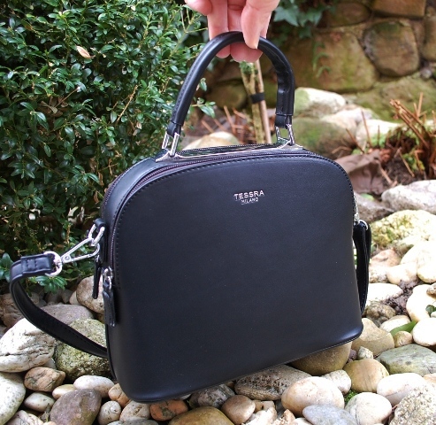 Kabelka čierna matná strieborne kovanie