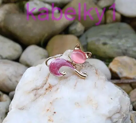 Brošňa zlatá mačička ružová perleť 