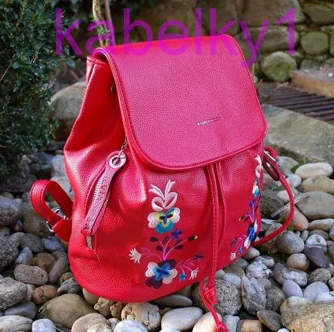 Batoh červený ružová mint modrá fialová vyšívka