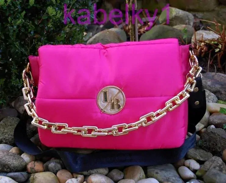 Kabelka ružová štepovaná zlatá reťaz Laura Biaggi