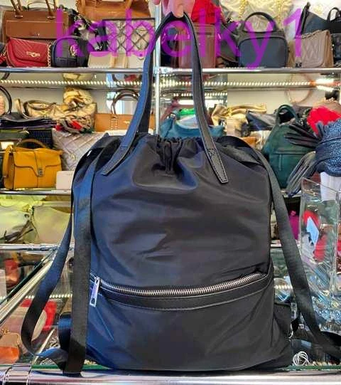 Batoh čierny strieborné kovanie kabelka