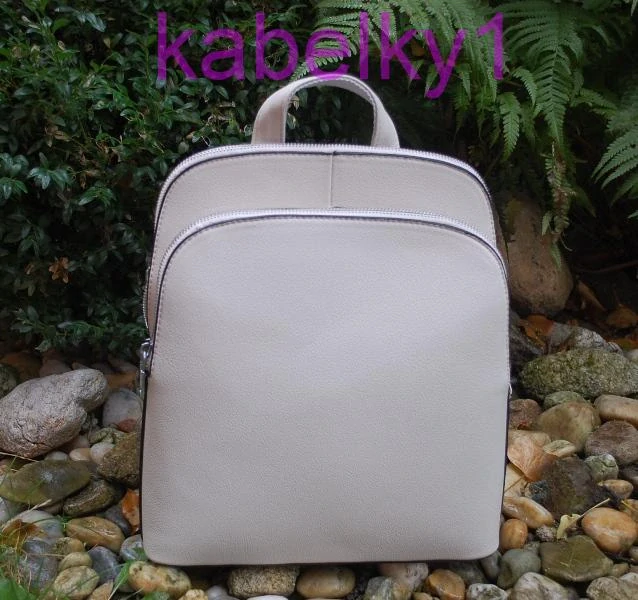 Ruksak smotanový elegantný strieborné zipsy 