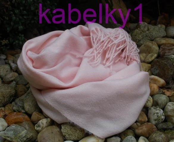 Šál ružový púdrový dlhé strapčeky