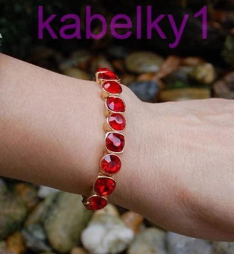 Náramok červený zlatý brúsené sklo 