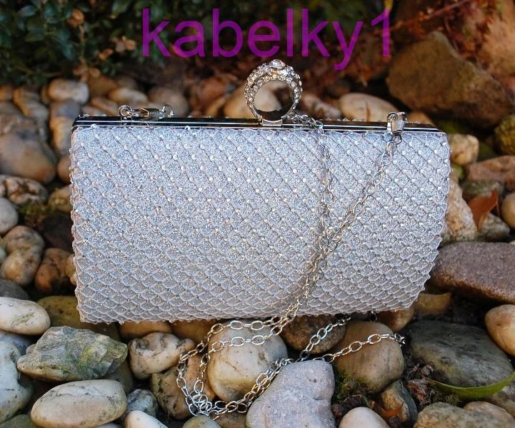 Kabelka strieborná štrasová plesová ozdobné zapínanie