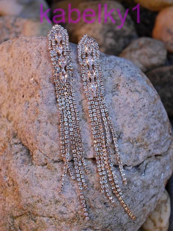 Náušnice štrasové spoločenské zlatá farba brúsené sklo