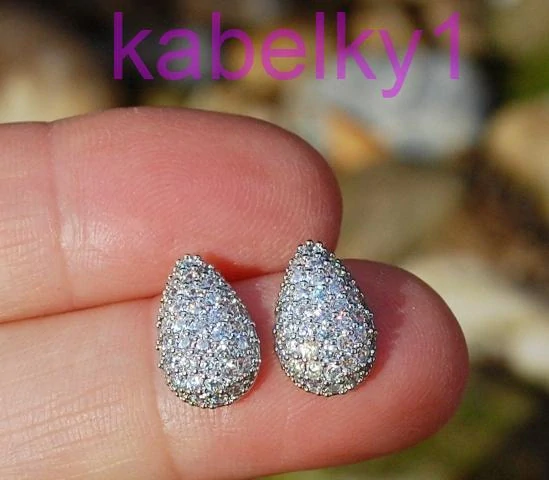 Náušnice striebornej farby brúsené sklo slzičky   