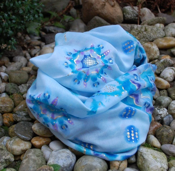 Šatka modrá zelená mentolová zlatý vzor