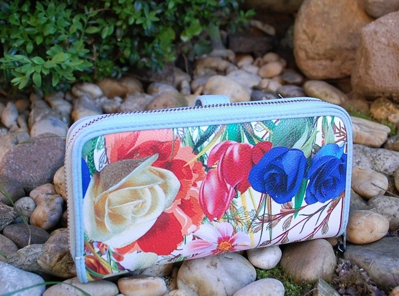 Dámska peňaženka motýle a kvety modrá