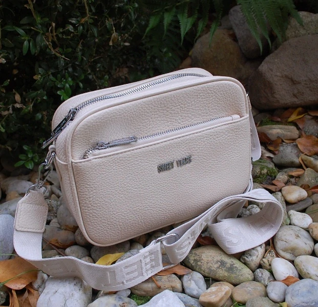 Kabelka smotanová  smotanovo biele ramienko