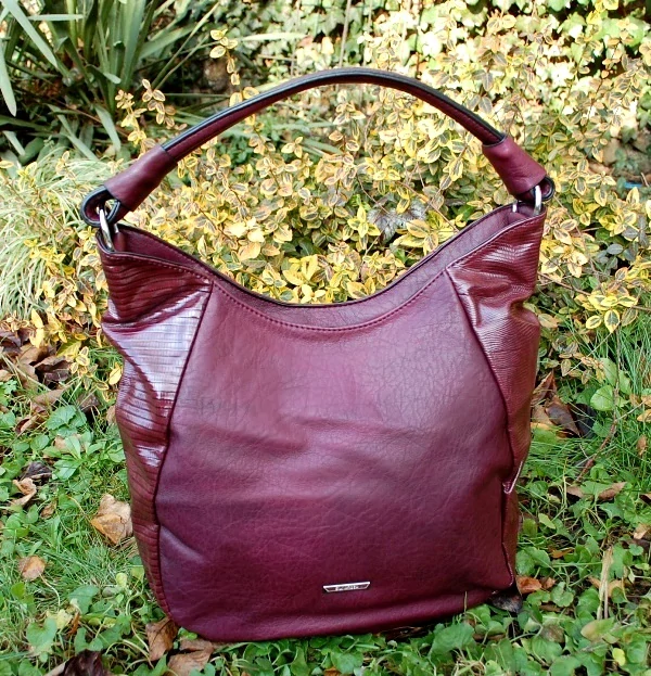 Kabelka bordová crossbody strieborné kovanie