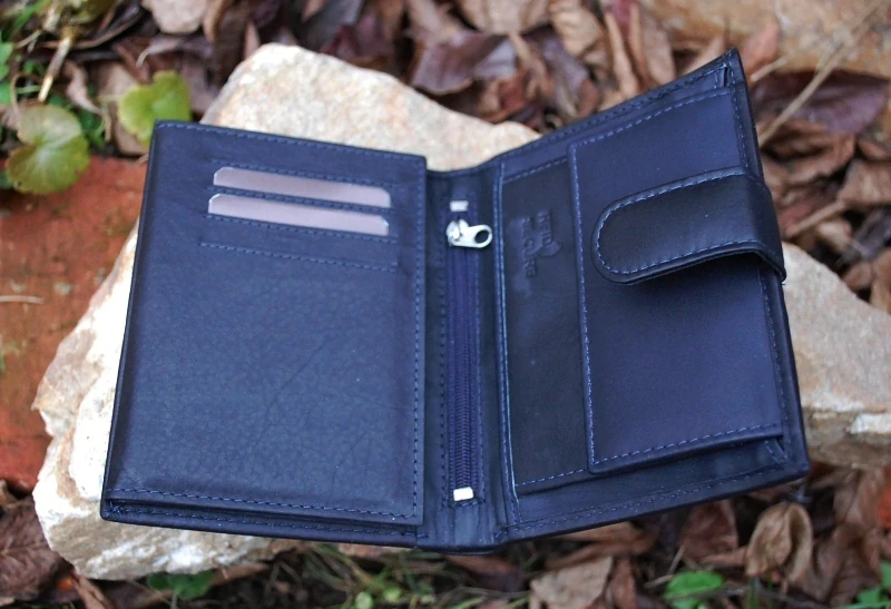 Pánska modrá peňaženka vysoká matná koža Bellugio 