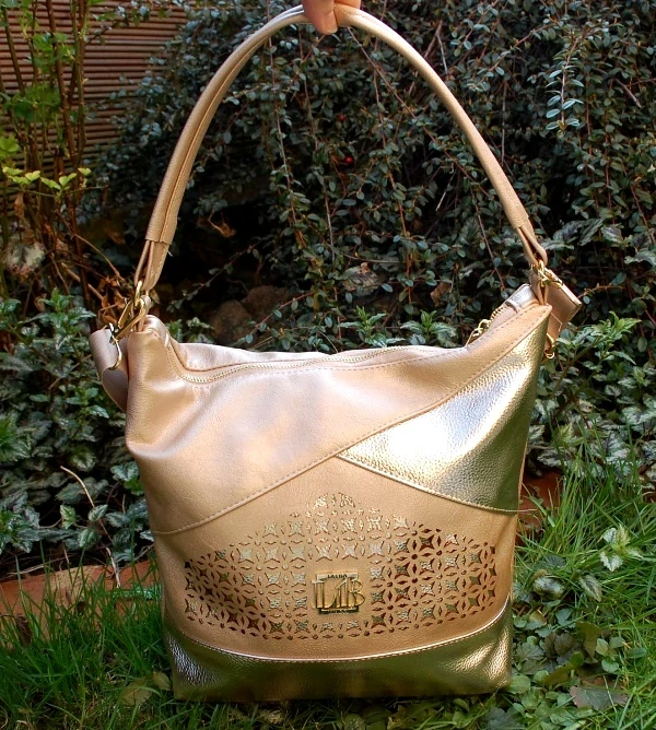 Kabelka zlatá zlatý vzor LAURA BIAGGI