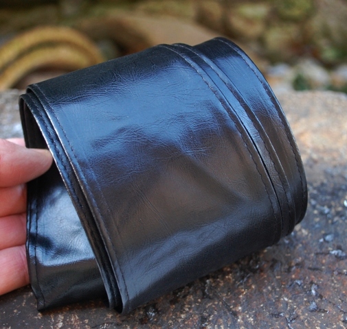 Čierny široký dlhý opasok