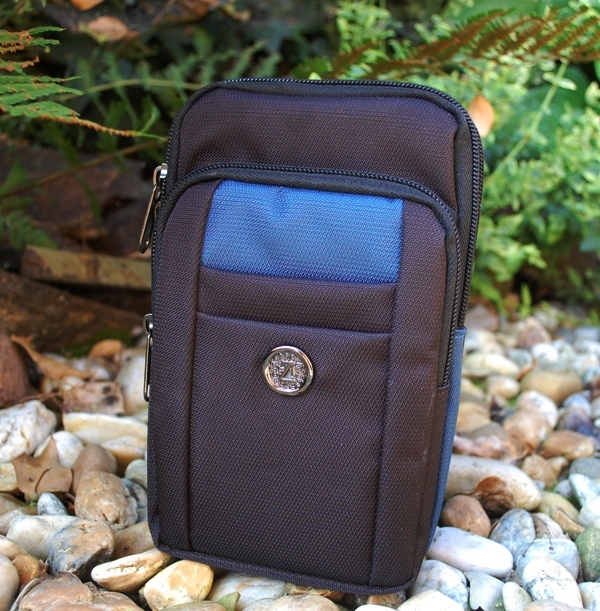 Pánska čierno modrá taška na opasok crossbody