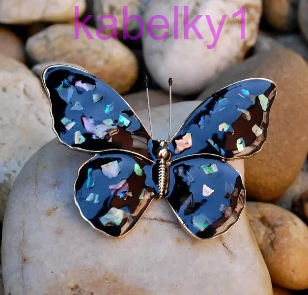 Brošňa ružová mint čierna motýľ zlatý