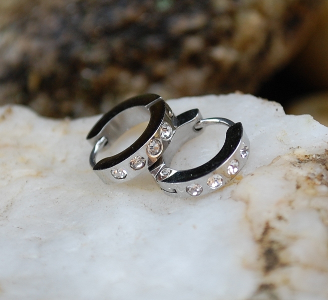 Náušnice strieborné z chirurgickej ocele brúsené sklo číre 