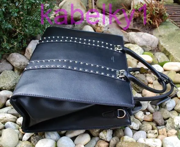 Kabelka čierna strieborné nity DAVID JONES