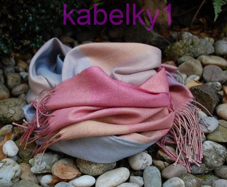 Šál krémový smotanový ružový zlatá nitka 