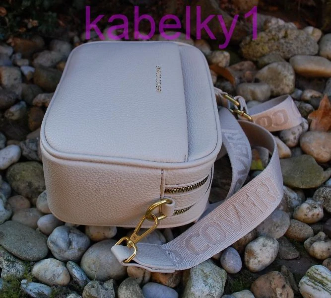 Kabelka smotanová zlaté kovanie zipsové priečinky