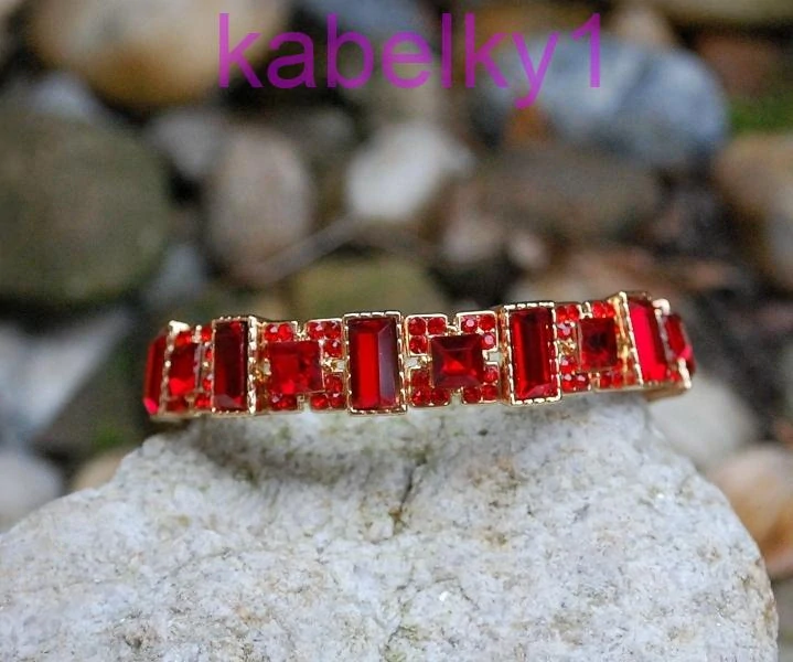 Náramok červený zlatý brúsené sklo 