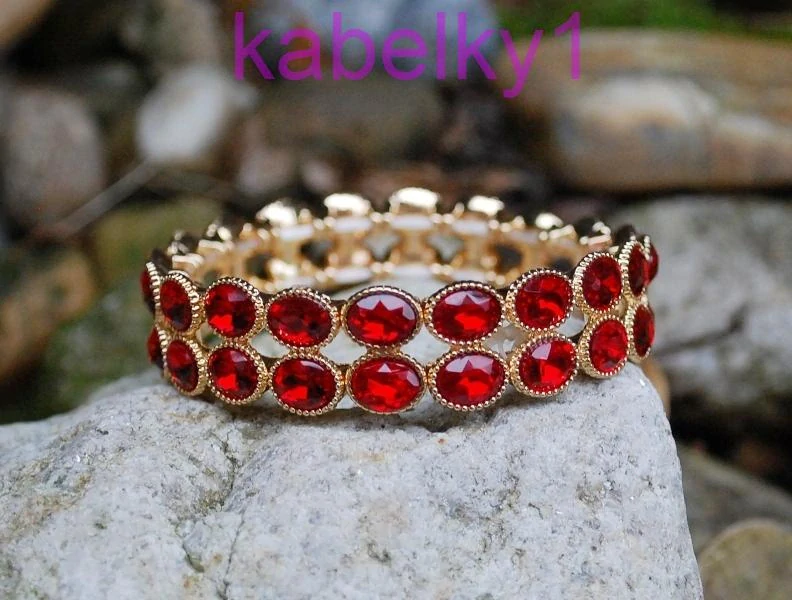 Náramok červený zlatý brúsené sklo 