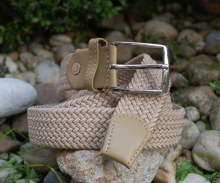 Opasok unisex krémový pletený pružný strieborné kovanie