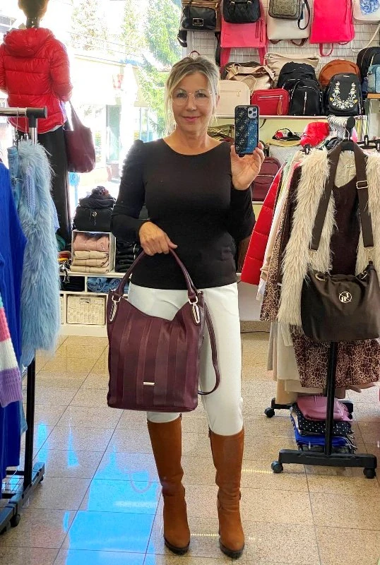 Kabelka bordová ozdobné pásy strieborné kovanie Silvia Rosa