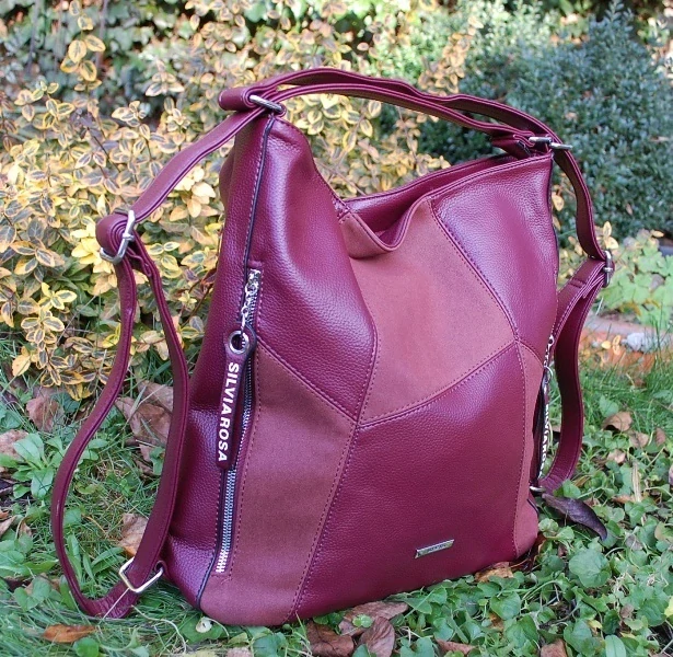 Kabelka batoh bordová crossbody strieborné kovanie 