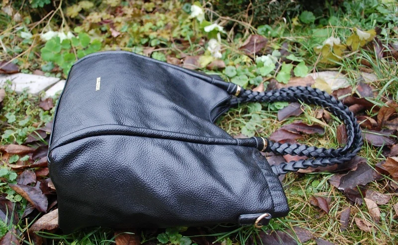 Kabelka čierna pletené rúčky dlhé ramienko 