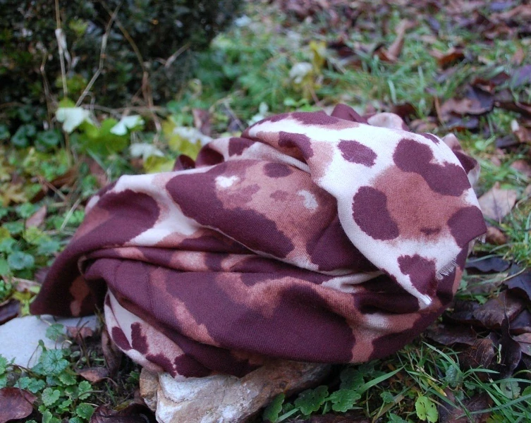 Šál krémový hnedý čierny smotanový leopard