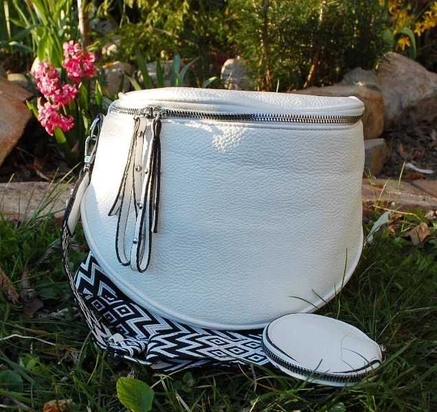 Kabelka biela matná čierno biele ramienko