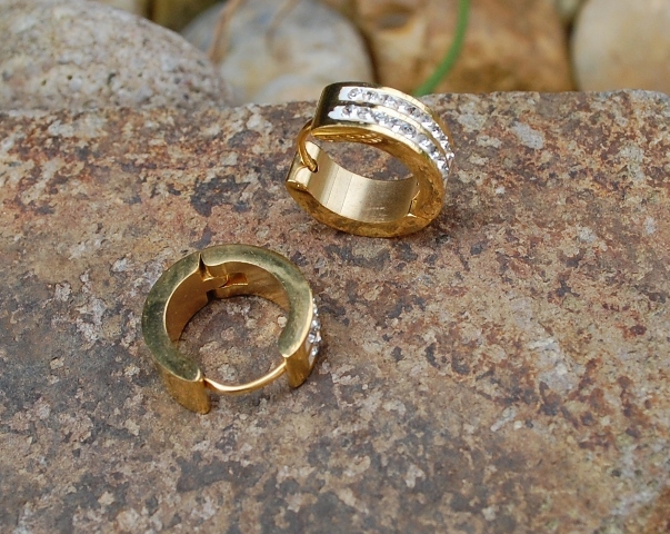 Náušnice chirurgická oceľ brúsené sklo dva rady zlatá farba