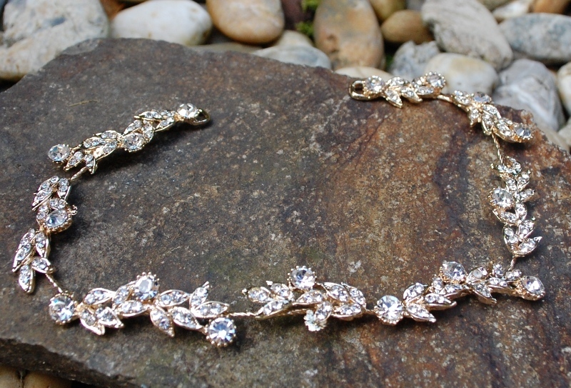 Ozdoba zlatej farby brúsené sklo strieborné