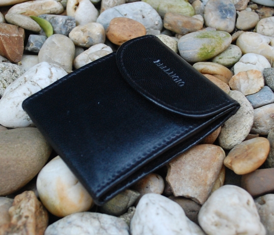 Púzdro čierne na doklady a karty hladká koža BELLUGIO