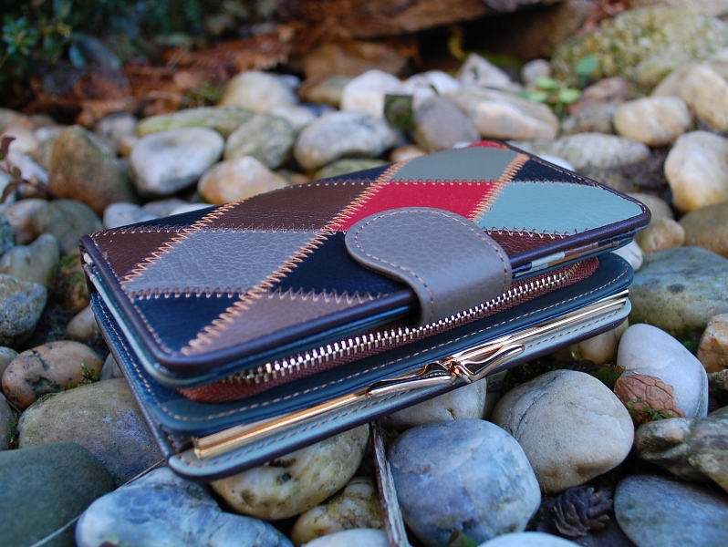 Dámska kožená peňaženka multicolor kovový patent