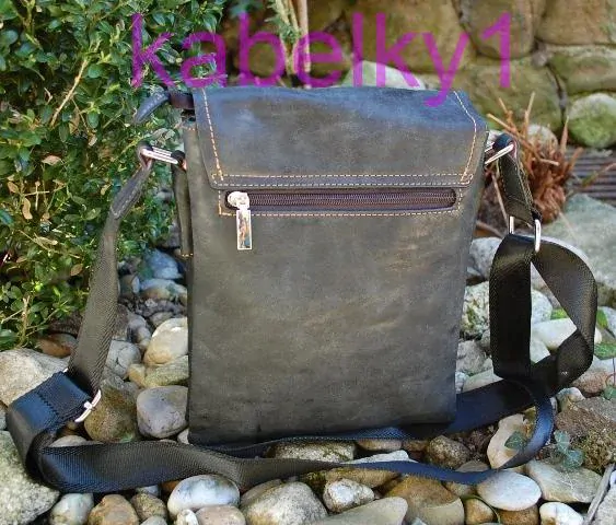  Pánska taška čierna antracitová štepovaná crossbody 