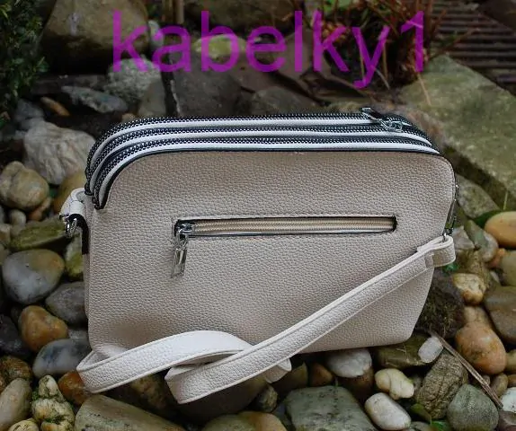 Kabelka smotanová matná strieborné zipsy crossbody