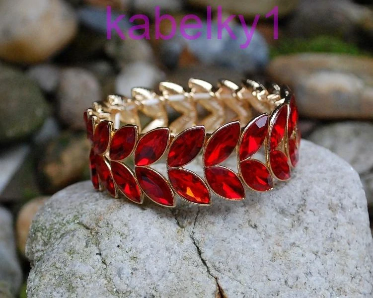 Náramok červený zlatý brúsené sklo 