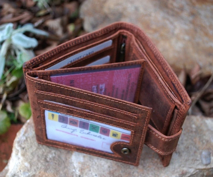 Pánska kožená peňaženka pracka hnedá koňaková brúsená WILD 